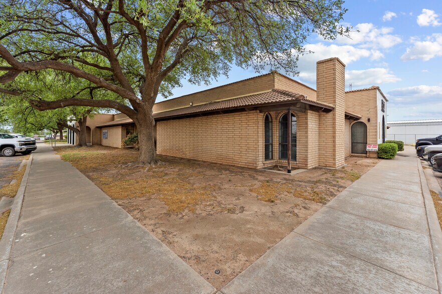 3205 Kermit Hwy, Odessa, TX à vendre - Photo de l’immeuble – Image 3 sur 18