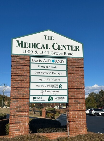 The Medical Center Portfolio portefeuille de 3 biens à vendre sur LoopNet.fr - Autre – Image 2 sur 7