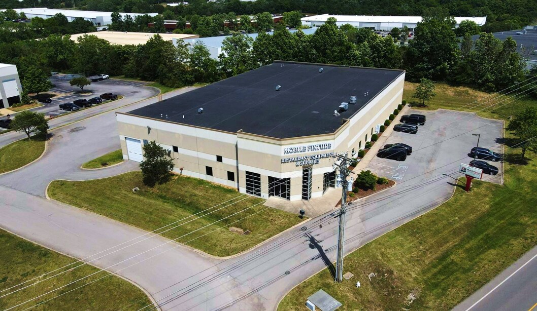 225 Industrial Blvd, La Vergne, TN à vendre Photo de l’immeuble– Image 1 sur 7