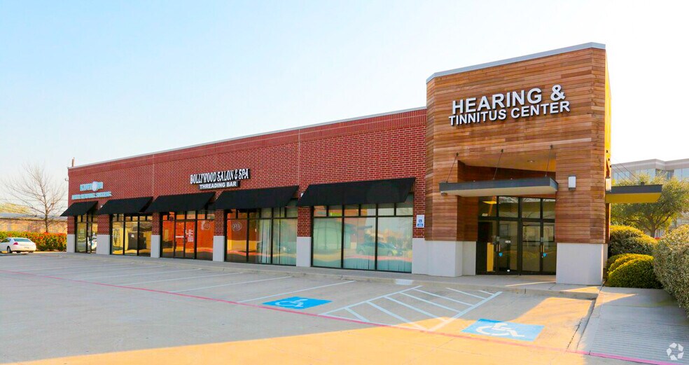 7410 Macarthur Blvd, Irving, TX à louer - Photo de l’immeuble – Image 1 sur 2
