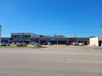 Plus de détails pour 106-204 Dixie Dr, Clute, TX - Local commercial à louer