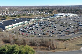 Plus de détails pour 319 US Highway 130, East Windsor, NJ - Local commercial à louer