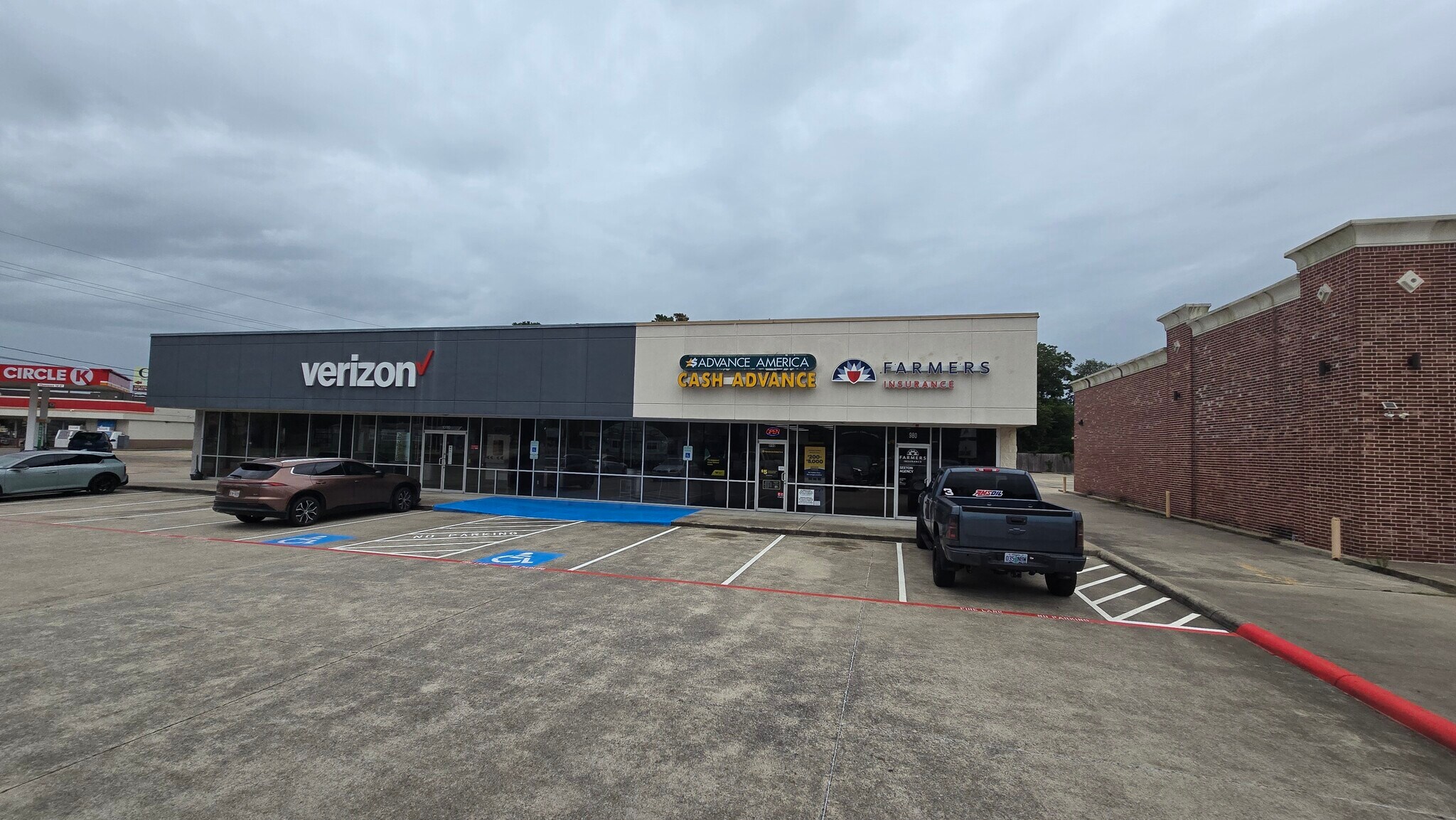 980-1000 N Main St, Vidor, TX à louer Photo de l’immeuble– Image 1 sur 4