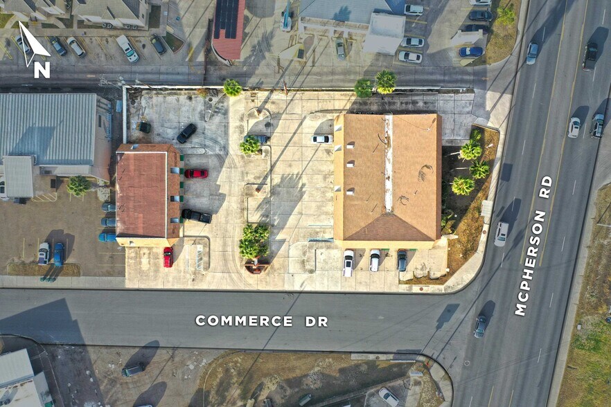 6202 McPherson Rd, Laredo, TX à vendre - Aérien – Image 2 sur 27