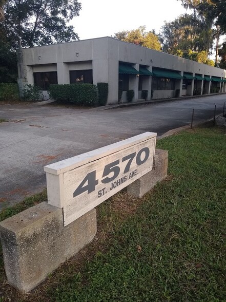 4570 St John's Ave, Jacksonville, FL à louer - Photo de l’immeuble – Image 2 sur 13