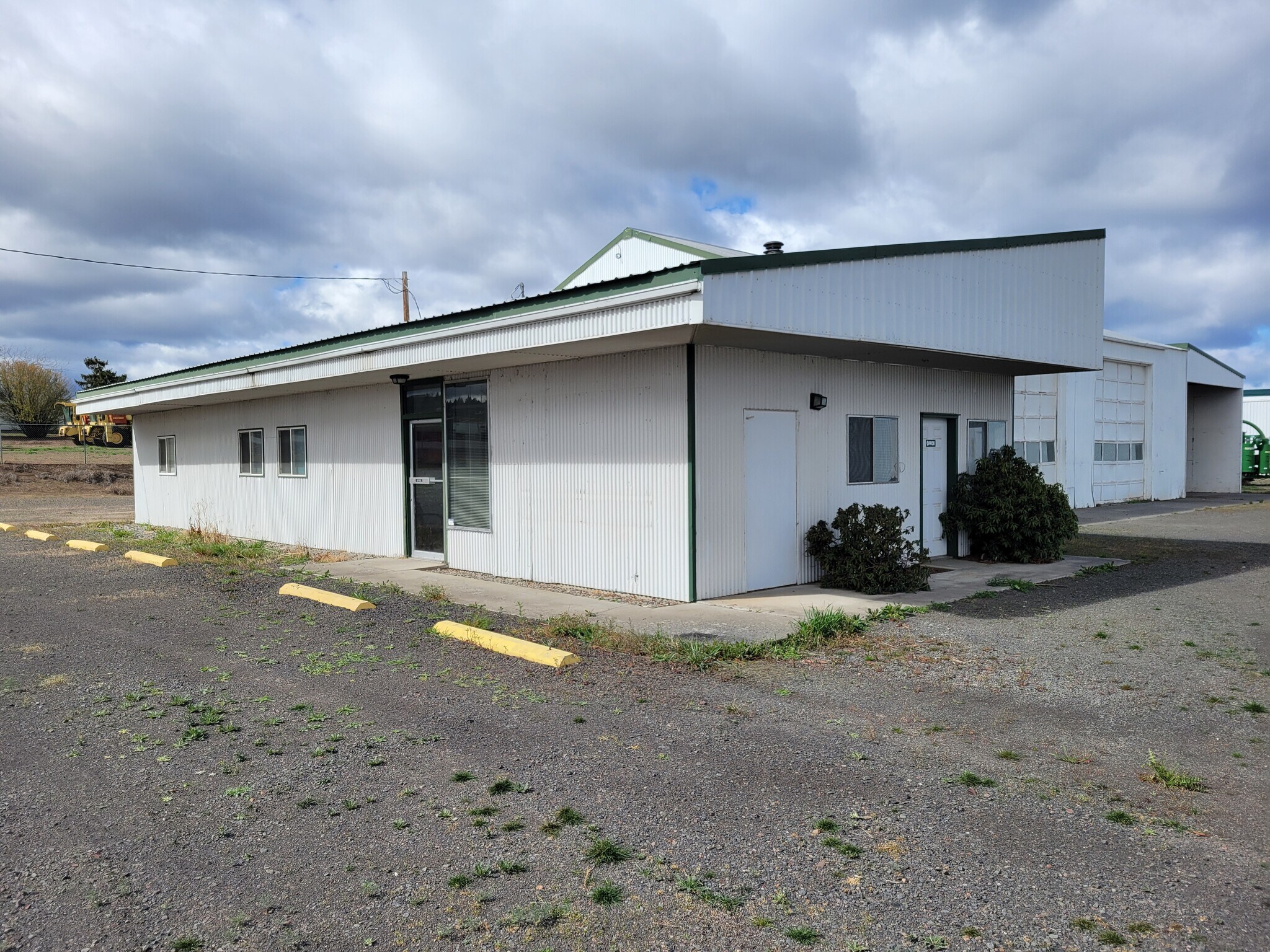 3390 SW Highway 97, Madras, OR à vendre Photo principale– Image 1 sur 9
