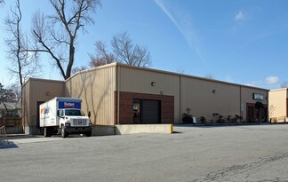 Plus de détails pour 514 Teague St, Greensboro, NC - Local d'activités à louer