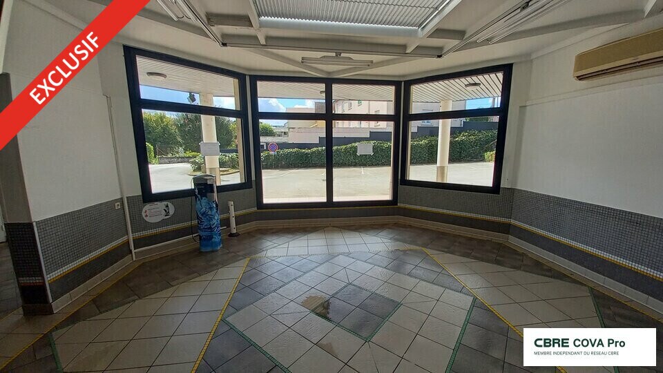 Bureau dans Dole à vendre Hall d’entrée– Image 1 sur 19