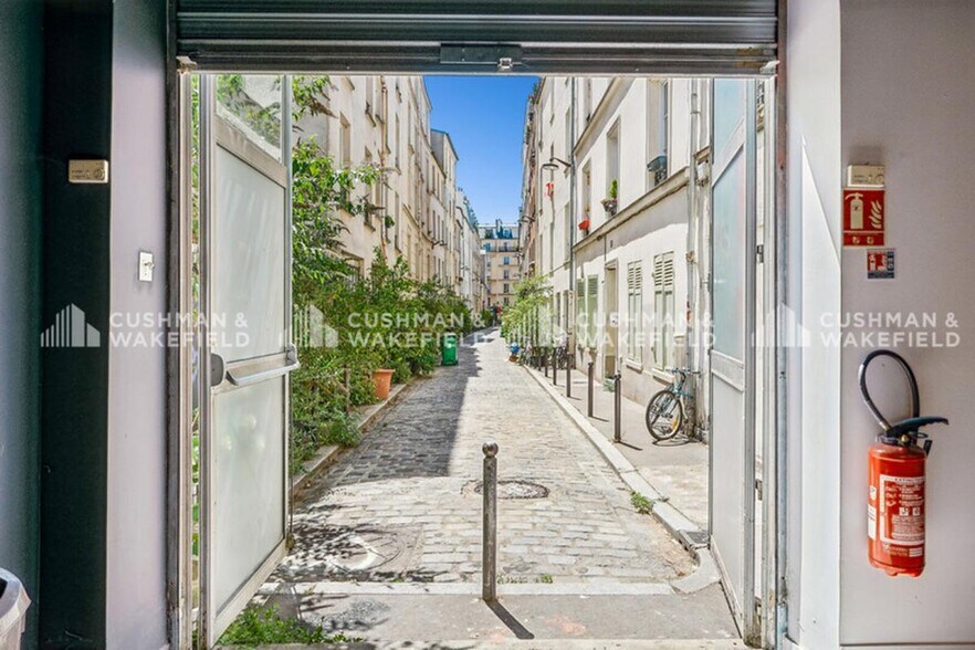 61 Rue Servan, Paris à louer - Photo de l’immeuble – Image 2 sur 3