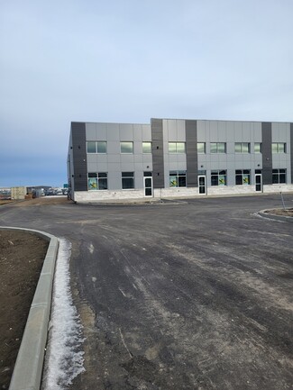 Plus de détails pour 2202-2210 E Redbear Av, Regina, SK - Industriel/Logistique à louer
