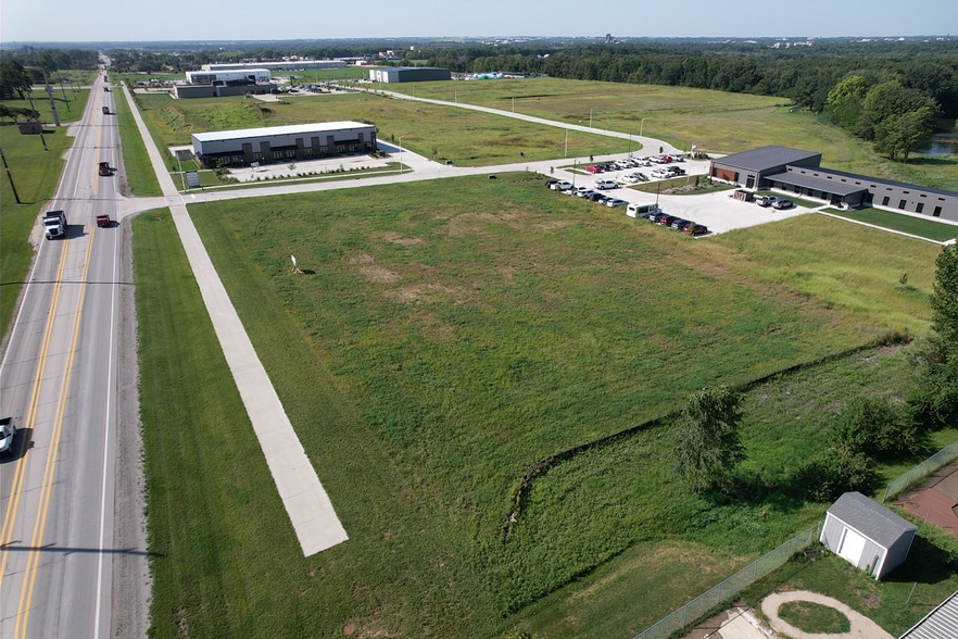 2541 Bailey Ave, Ames, IA à vendre - Aérien – Image 2 sur 5