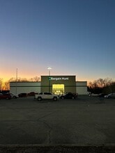 2137 N Locust Ave, Lawrenceburg, TN à louer Photo de l’immeuble– Image 1 sur 4