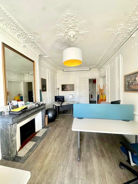 Bureau dans Paris à louer - Photo de l’immeuble – Image 1 sur 9