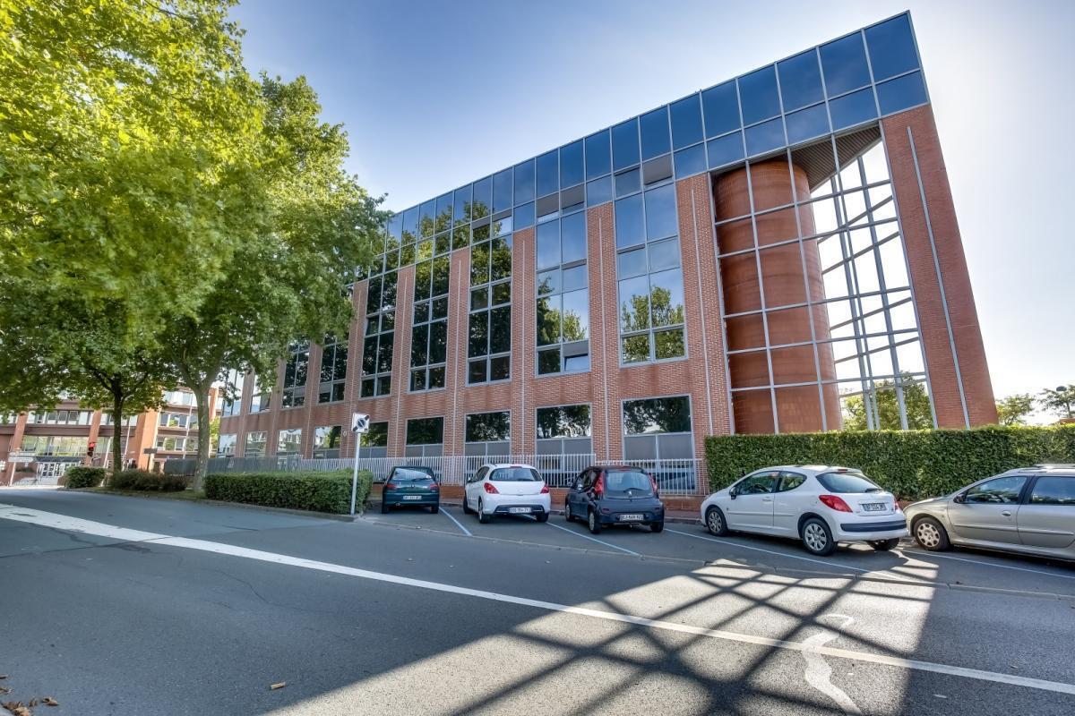 38 Boulevard Paul Cézanne, Guyancourt à louer Photo de l’immeuble– Image 1 sur 10