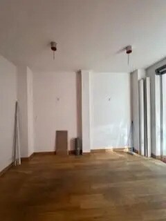 Local commercial dans Paris à louer - Photo de l’immeuble – Image 2 sur 6