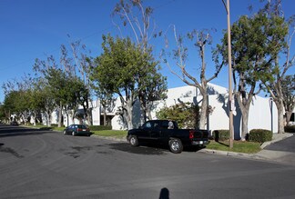 Plus de détails pour 1203-1243 W Trenton Ave, Orange, CA - Industriel/Logistique à louer