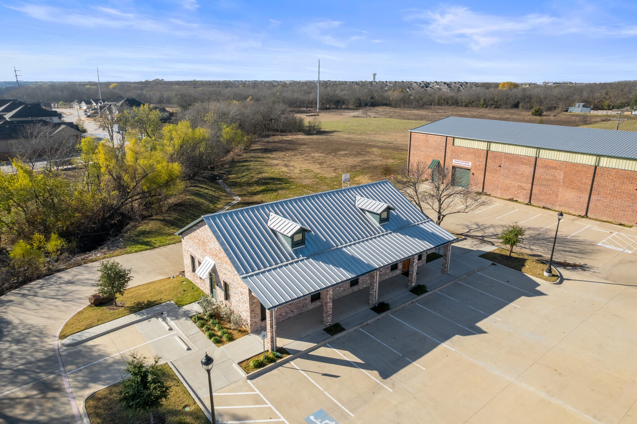 255 W Princeton Dr, Princeton, TX à vendre Photo principale– Image 1 sur 14