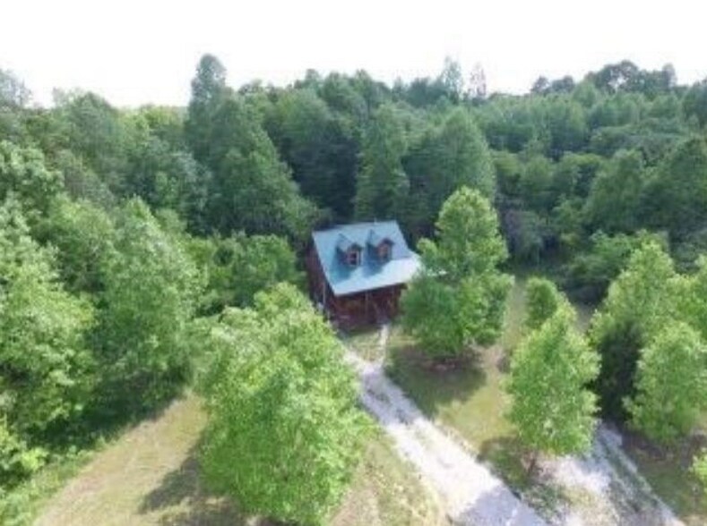 98 M Meredith Rd, Mammoth Cave, KY à vendre - Photo de l’immeuble – Image 3 sur 3