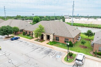 5609 Classen Blvd, Oklahoma City, OK - Vue aérienne vue de carte - Image1