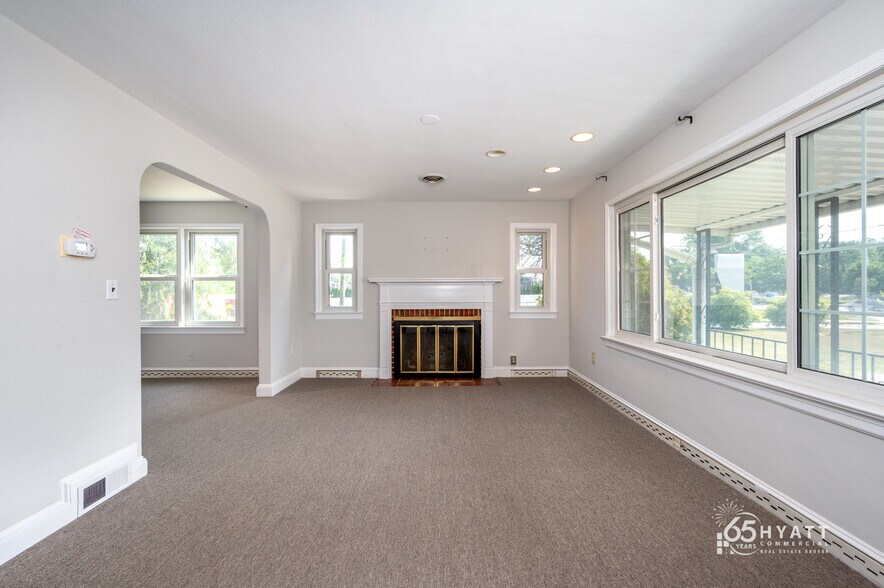 2976 Solomons Island Rd, Edgewater, MD à vendre - Photo de l’immeuble – Image 3 sur 22