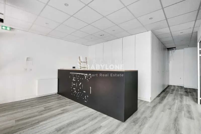 Bureau dans Levallois-Perret à vendre - Photo de l’immeuble – Image 2 sur 14