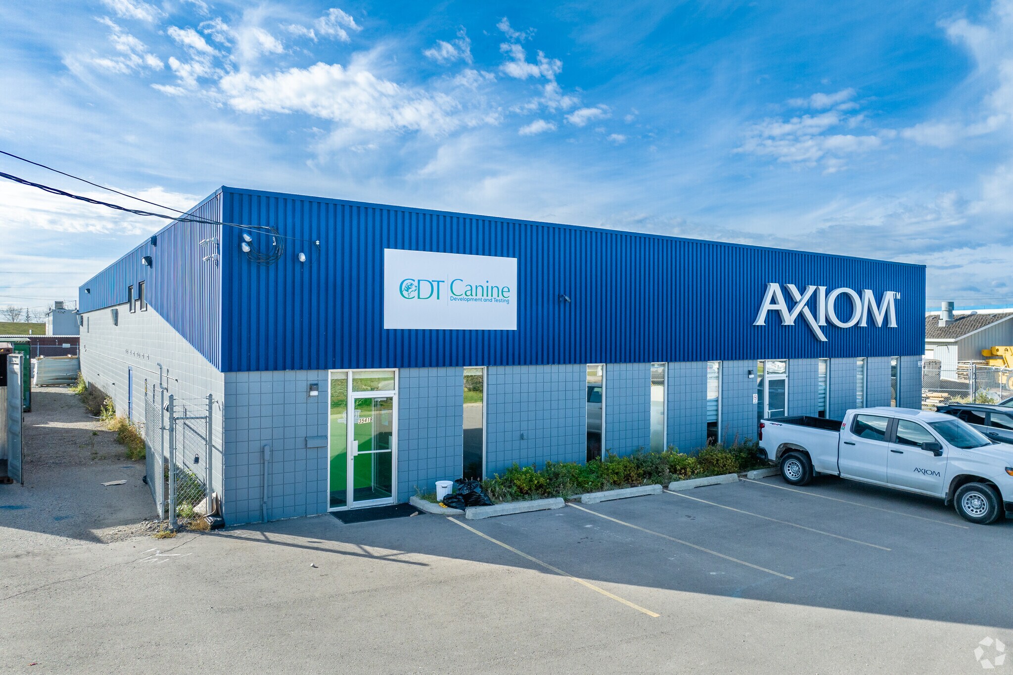 3541 78th Ave SE, Calgary, AB à louer Photo principale– Image 1 sur 5