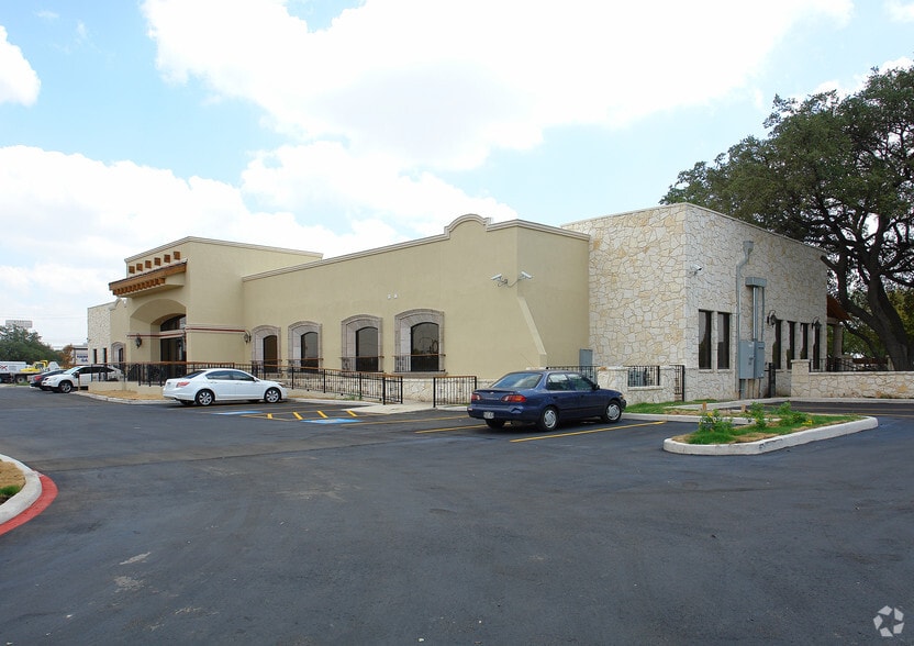 5150 N Loop 1604, San Antonio, TX à vendre - Photo principale – Image 1 sur 5