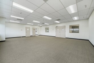 1175 Nimitz Ave, Vallejo, CA à louer Photo intérieure– Image 2 sur 6