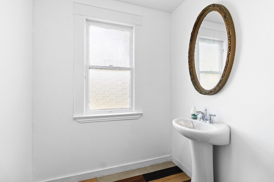 327 S Robb St, Trinity, TX à louer - Photo intérieure – Image 3 sur 17