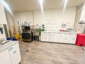 5800 Airport Rd, Redding, CA à louer Photo intérieure– Image 2 sur 5