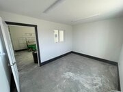 Interior 6
