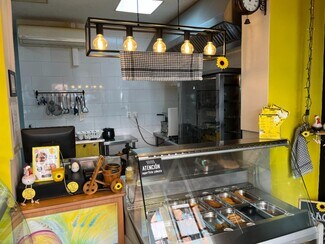 Plus de détails pour Local commercial à louer