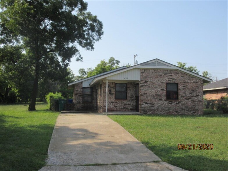 1422 NE 22nd St, Oklahoma City, OK à vendre - Photo principale – Image 1 sur 1