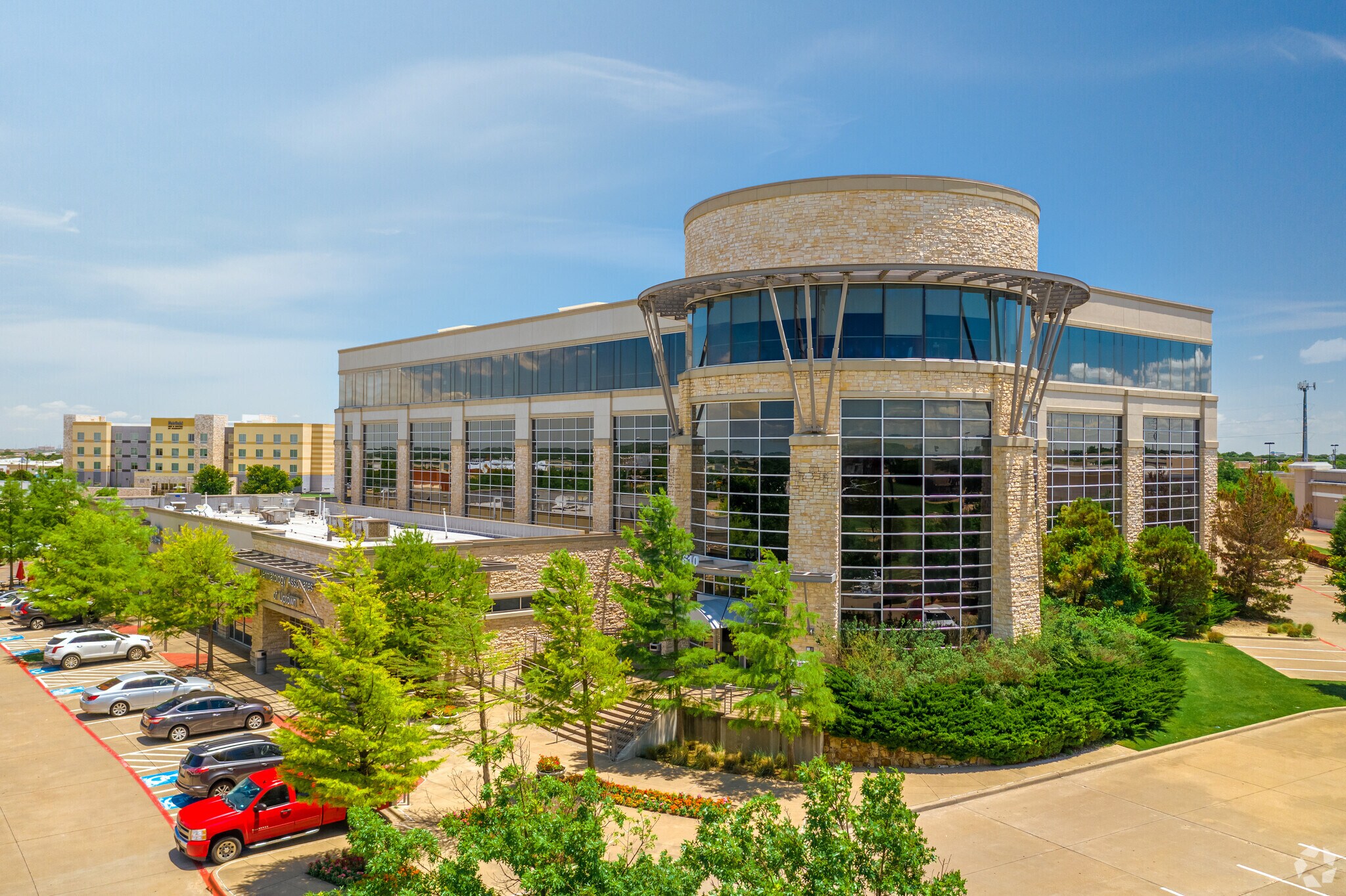 610 uptown Blvd, Cedar Hill, TX à vendre Photo principale– Image 1 sur 43