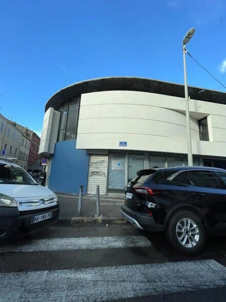 Bureau dans Marseille à louer - Photo de l’immeuble – Image 1 sur 12