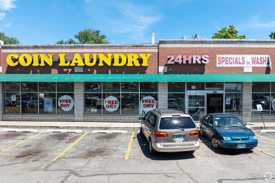 3932-3956 W Cermak Rd, Chicago, IL à vendre - Photo de l’immeuble – Image 2 sur 14