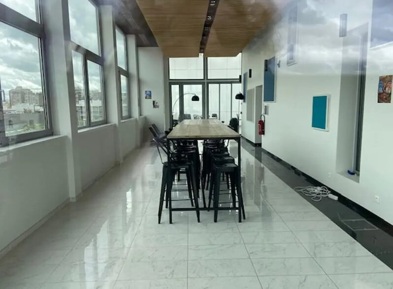 Bureau dans Boulogne-Billancourt à louer - Photo intérieure – Image 2 sur 9
