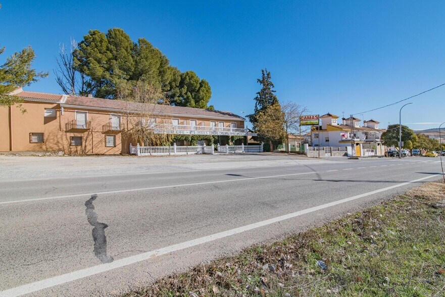 Carretera Huelma, 66, Guadahortuna, Granada à vendre - Photo de l’immeuble – Image 2 sur 48
