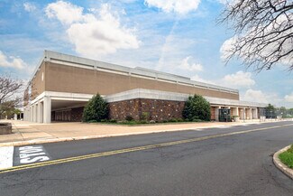 Plus de détails pour 100 Neshaminy Mall, Bensalem, PA - Industriel/Logistique à louer