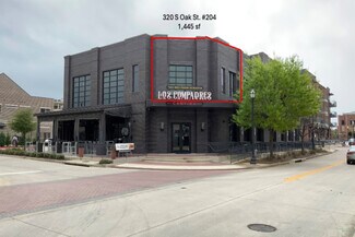 Plus de détails pour 320 S Oak St, Roanoke, TX - Bureau à louer