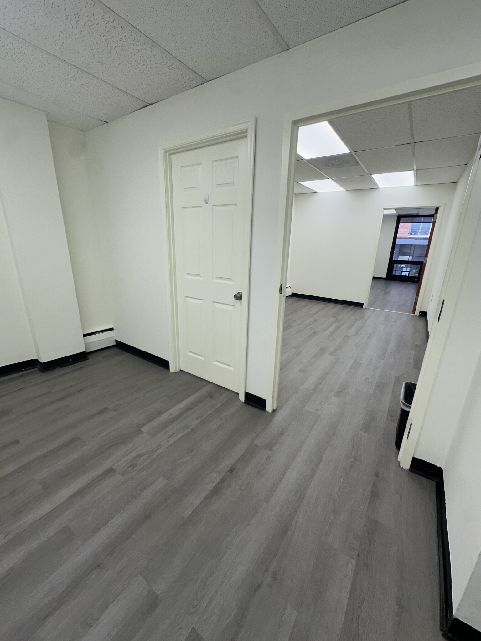 8730 Georgia Ave, Silver Spring, MD à louer Photo intérieure– Image 1 sur 6