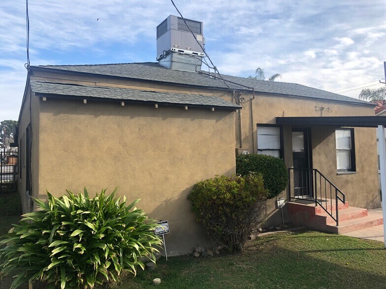 303 Truxtun Ave, Bakersfield, CA à louer - Photo de l’immeuble – Image 2 sur 3