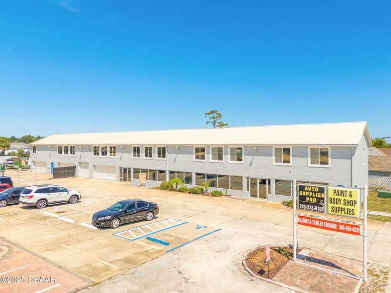 468 Ridgewood Ave, Daytona Beach, FL à vendre - Photo de l’immeuble – Image 3 sur 6