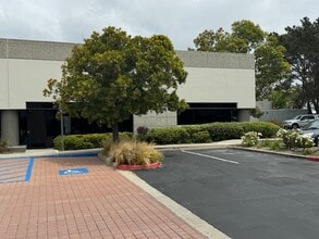 924 Calle Negocio, San Clemente, CA à louer Photo de l’immeuble– Image 1 sur 8