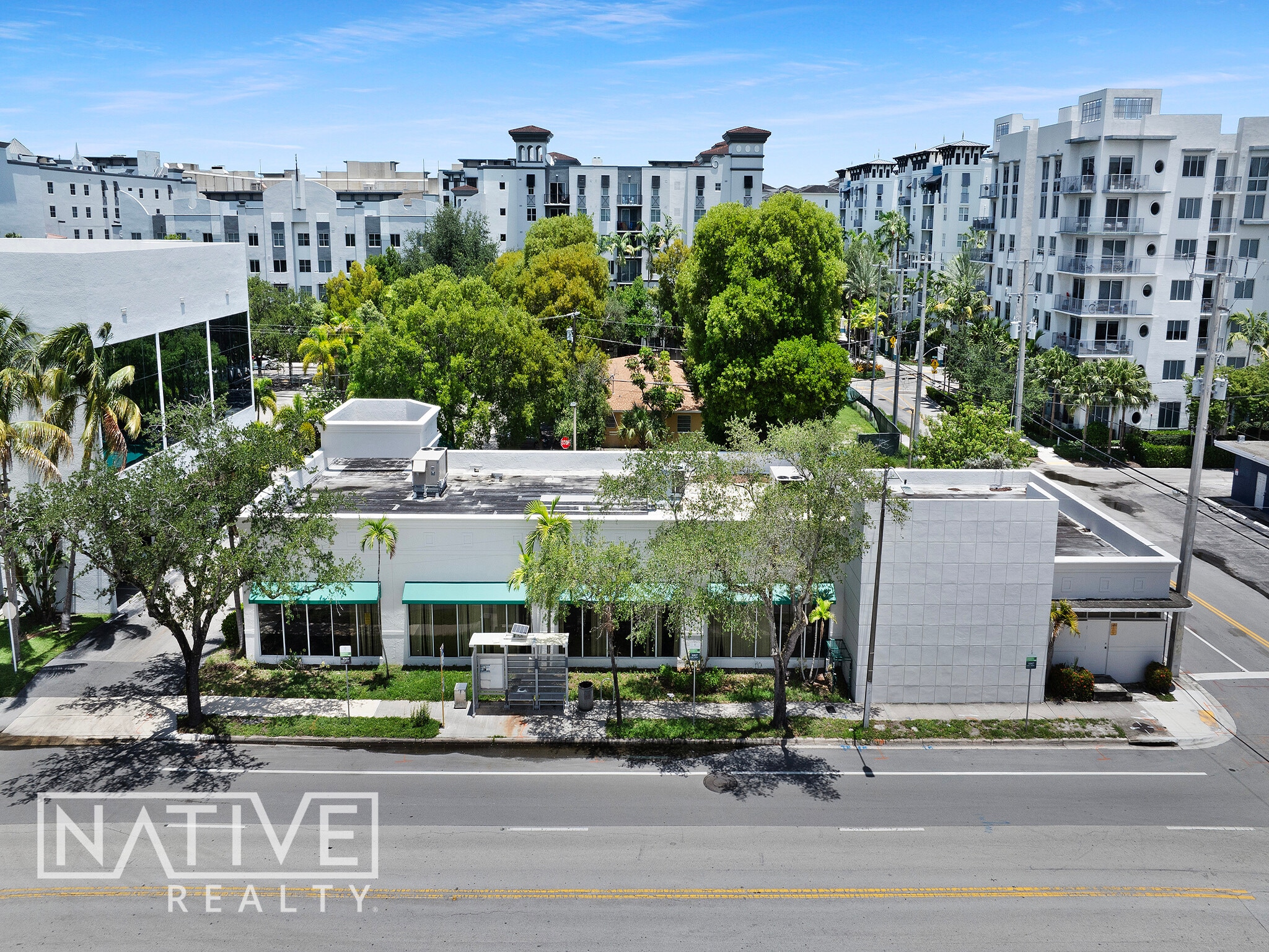 500 NE 3rd Ave, Fort Lauderdale, FL à louer Photo de l’immeuble– Image 1 sur 24