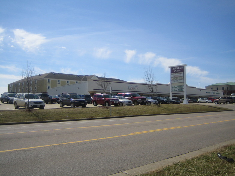 3501 W Truman Blvd, Jefferson City, MO à vendre - Photo de l’immeuble – Image 1 sur 1