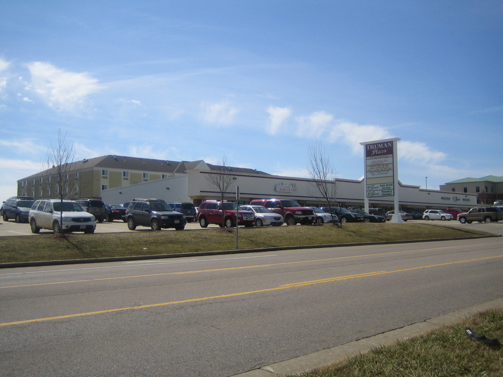 3501 W Truman Blvd, Jefferson City, MO à vendre Photo de l’immeuble– Image 1 sur 2