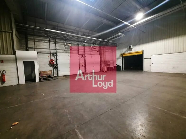 Bureau dans Clermont-Ferrand à louer - Photo de l’immeuble – Image 3 sur 10