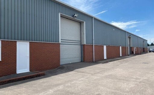Harvey Ct, Uttoxeter à louer Photo de l’immeuble– Image 1 sur 6