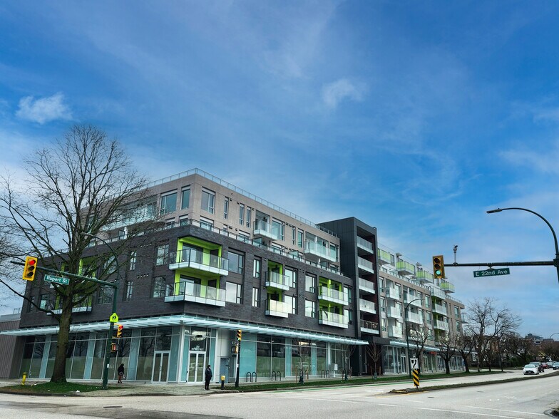 3898 Rupert St, Vancouver, BC à louer - Photo de l’immeuble – Image 3 sur 6